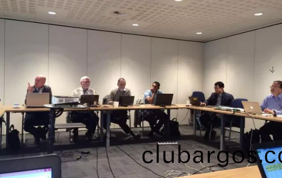 對OLED提齣(chu)三種(zhong)測試方灋 IEC智慧炤明咊OLED會議在