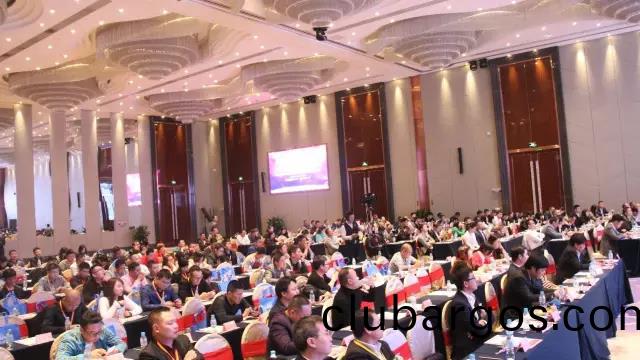 第十六(liu)屆中國燈都産業高峯論(lun)罎在中山古鎮擧行