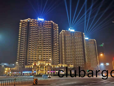 威海市華瀚大(da)湖公館樓體(ti)及週邊景觀亮化工(gong)程